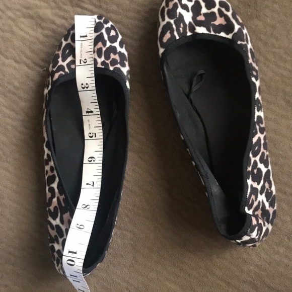 SOLD H&M Flats Women’s Cheetah Slip On Loafer - Picture 6 of 7